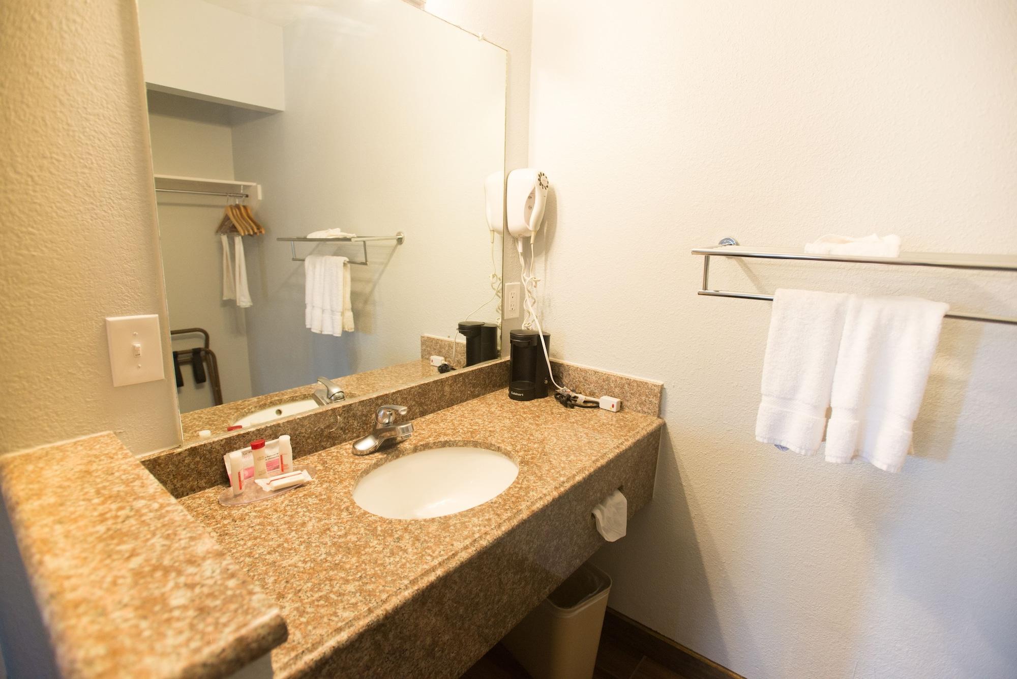 Ramada By Wyndham Near Seaworld / Mission Beach San Diego Zewnętrze zdjęcie